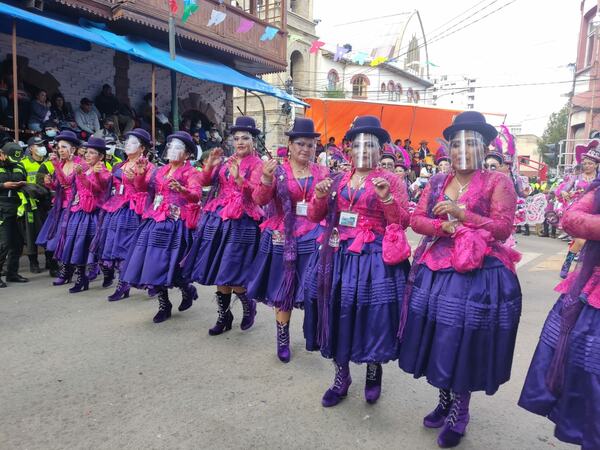 Licenciados — Damas — Morenada Mejillones